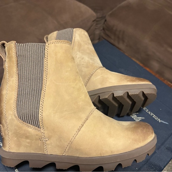 Sorel Shoes - Sorel Joan of Arctic wedge ankle boots size 7.5